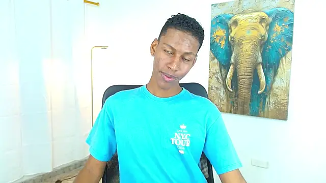 Snapshot of maiki18_ chatting on 09.18.25 maiki18 online show from 09.18.25