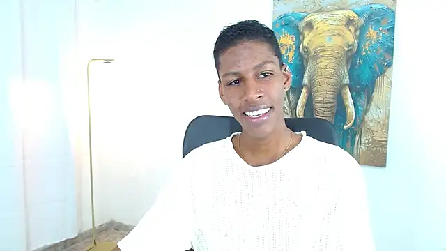 Snapshot of maiki18_ chatting on 09.30.25 maiki18 online show from 09.30.25