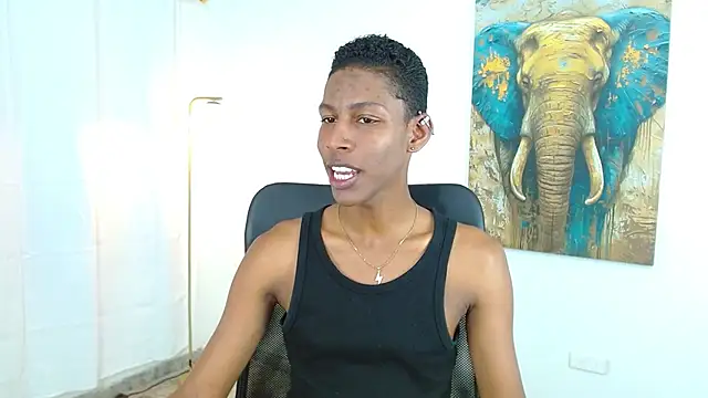 Snapshot of maiki18_ chatting on 10.02.25 maiki18 online show from 10.02.25