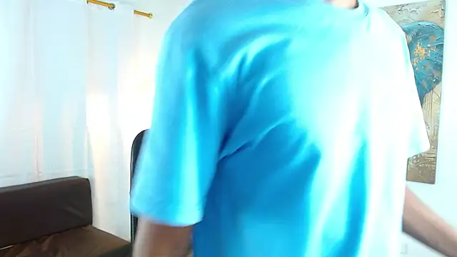 Snapshot of maiki18_ chatting on 12.01.25 maiki18 online show from 12.01.25