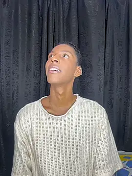 maiki18  online show from 04.16.26