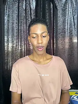 maiki18  online show from 04.17.26