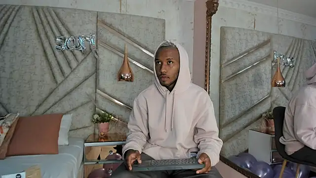 JamesParck online show from 02.20.25