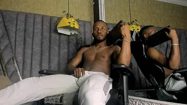 JamesParck online show from 03.25.26