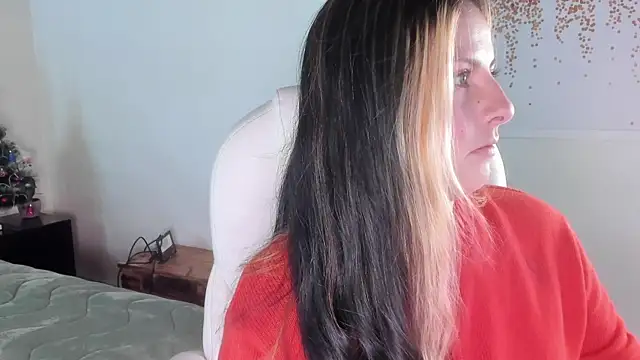 Snapshot of brandy_sweet_ chatting on 12.07.24 brandy sweet online show from 12.07.24