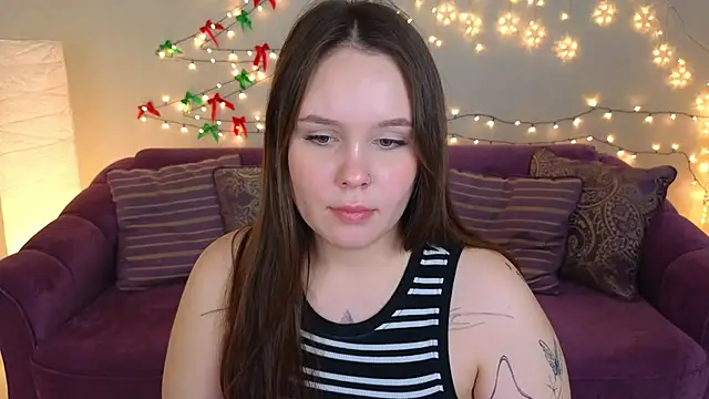 miki miki cutie  online show from 01.05.25