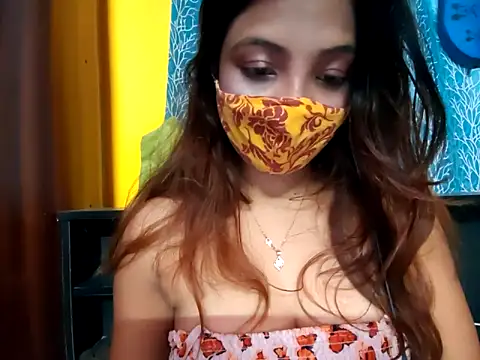 Snapshot of cutesoma2 chatting on 11.11.25 cutesoma2 online show from 11.11.25