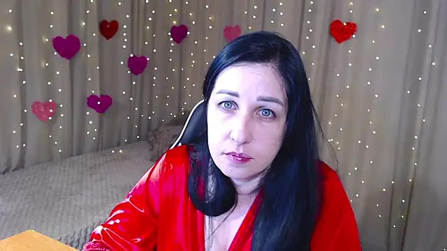 Snapshot of JillStevens chatting on 04.06.26 JillStevens online show from 04.06.26