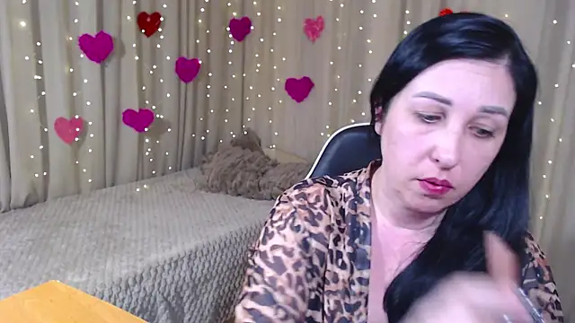 Snapshot of JillStevens chatting on 04.15.26 JillStevens online show from 04.15.26