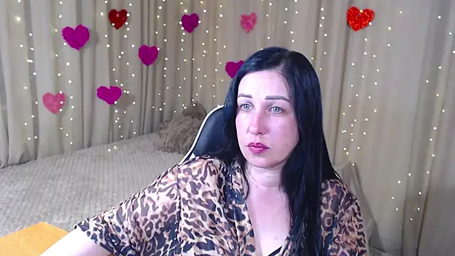 Snapshot of JillStevens chatting on 04.16.26 JillStevens online show from 04.16.26