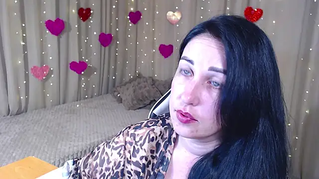 Snapshot of JillStevens chatting on 04.24.26 JillStevens online show from 04.24.26