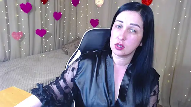 Snapshot of JillStevens chatting on 04.27.26 JillStevens online show from 04.27.26