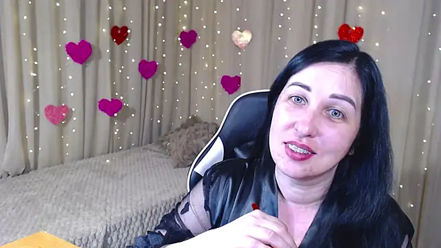 Snapshot of JillStevens chatting on 04.29.26 JillStevens online show from 04.29.26