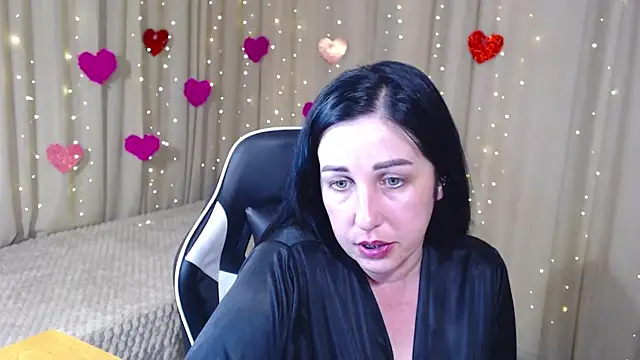 Snapshot of JillStevens chatting on 04.29.26 JillStevens online show from 04.29.26