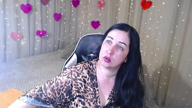 Snapshot of JillStevens chatting on 05.12.26 JillStevens online show from 05.12.26