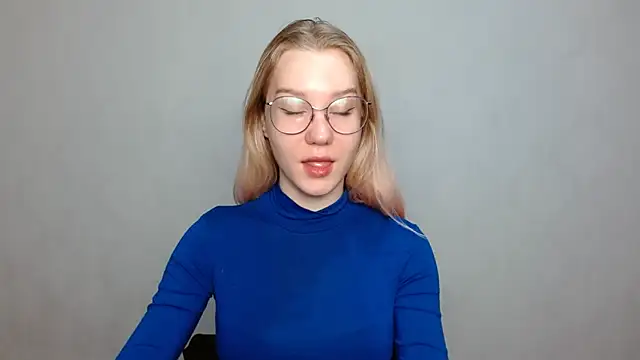 Snapshot of cindi_hot chatting on 01.18.25 cindi hot online show from 01.18.25