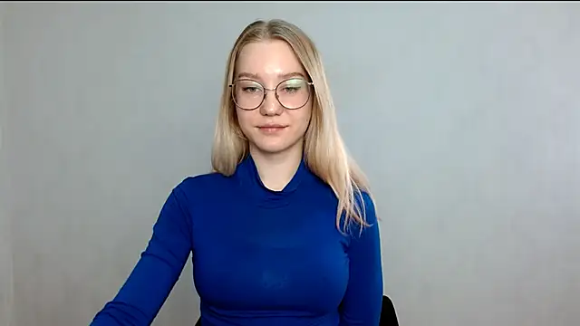 Snapshot of cindi_hot chatting on 02.26.25 cindi hot online show from 02.26.25