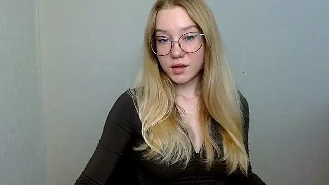 cindi hot online show from 11.14.25