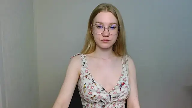 cindi hot online show from 03.13.26