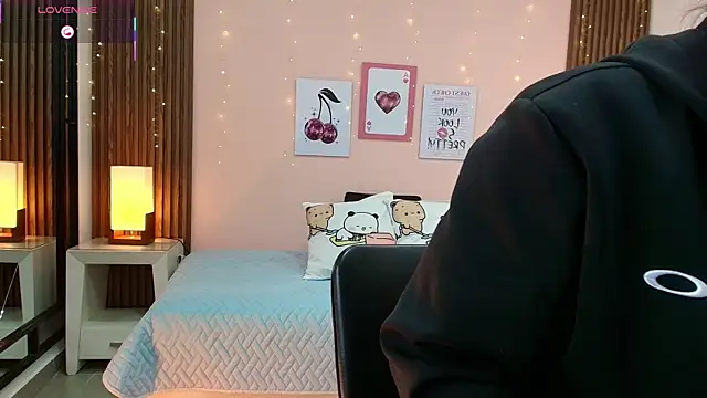 alina martinelli online show from 04.13.26