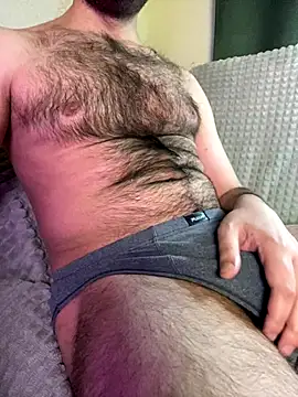 Snapshot of Deckard_Webb1_ chatting on 11.21.25 Deckard Webb1 online show from 11.21.25