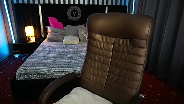 Snapshot of Lexi_Si chatting on 01.16.25 Lexi Si online show from 01.16.25