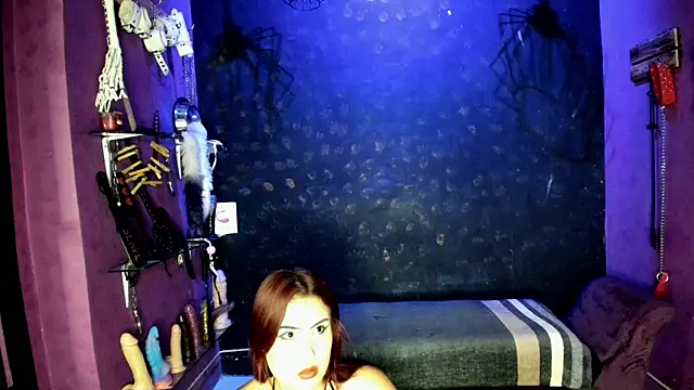 Alexa Slave online show from 01.28.25