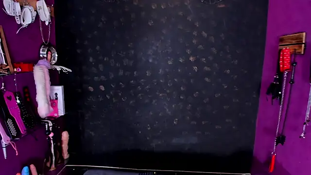 Alexa Slave online show from 09.16.25