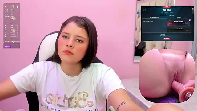 Snapshot of Trianna__ chatting on 01.25.25 Trianna online show from 01.25.25