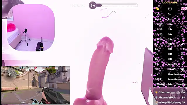 Snapshot of Trianna__ chatting on 02.28.25 Trianna online show from 02.28.25