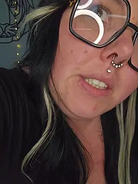 -BonnieBlack- online show from 02.10.26