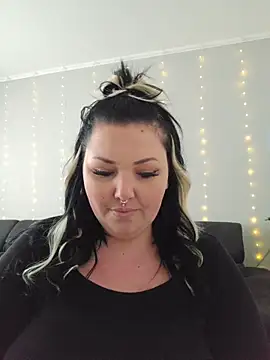 -BonnieBlack- online show from 03.12.26