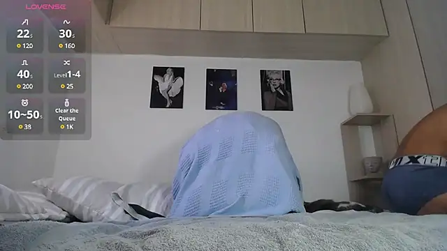 Christopher kenne online show from 12.04.24