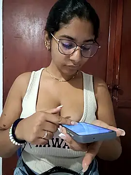 Sofythom1 online show from 01.17.26