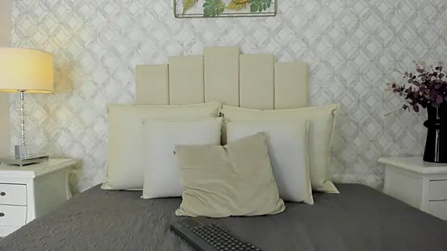 MarianaSanz online show from 09.10.25