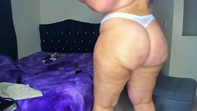 scarlet tommy online show from 03.22.25