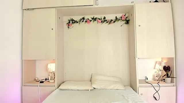 KendallRosse1 online show from 03.17.26