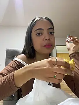 NAUGHTY LITTLE 18 online show from 02.08.25