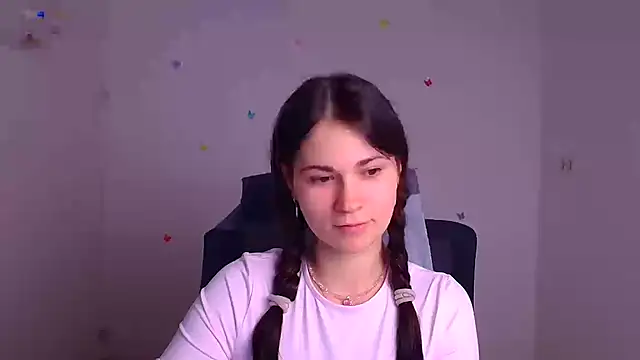 Loon Amore online show from 03.02.25