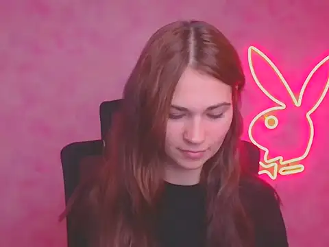 Loon Amore online show from 09.11.25