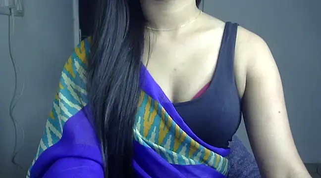 Snapshot of your_ishani chatting on 12.11.24 your ishani online show from 12.11.24