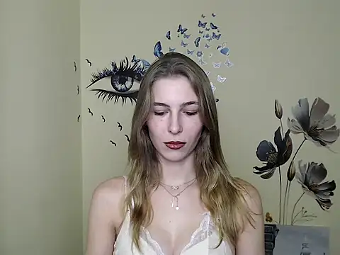 Snapshot of StrangerGi chatting on 12.19.24 StrangerGi online show from 12.19.24