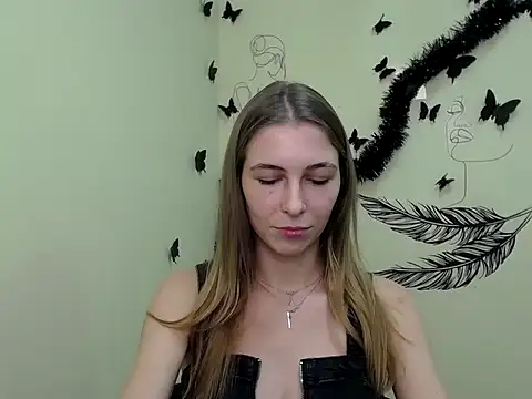 Snapshot of StrangerGi chatting on 12.21.24 StrangerGi online show from 12.21.24