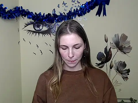 Snapshot of StrangerGi chatting on 01.28.25 StrangerGi online show from 01.28.25