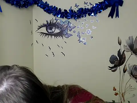 Snapshot of StrangerGi chatting on 02.14.25 StrangerGi online show from 02.14.25