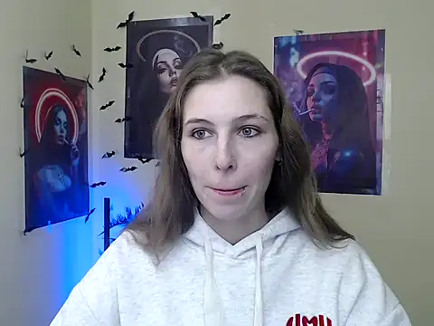 Snapshot of StrangerGi chatting on 11.14.25 StrangerGi online show from 11.14.25