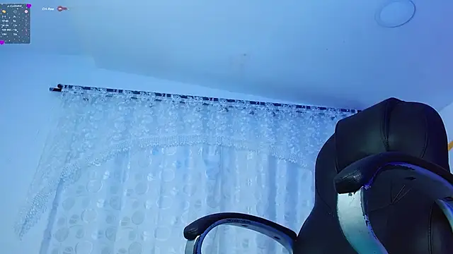 Matthew Boy  online show from 12.21.24