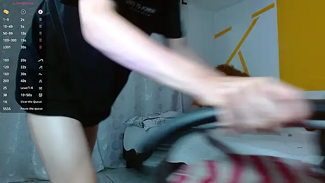 Matthew Boy  online show from 01.18.25