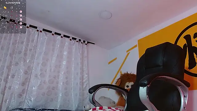 Matthew Boy  online show from 02.05.25