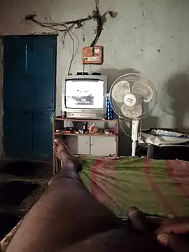 RoundHandler3 online show from 01.08.26